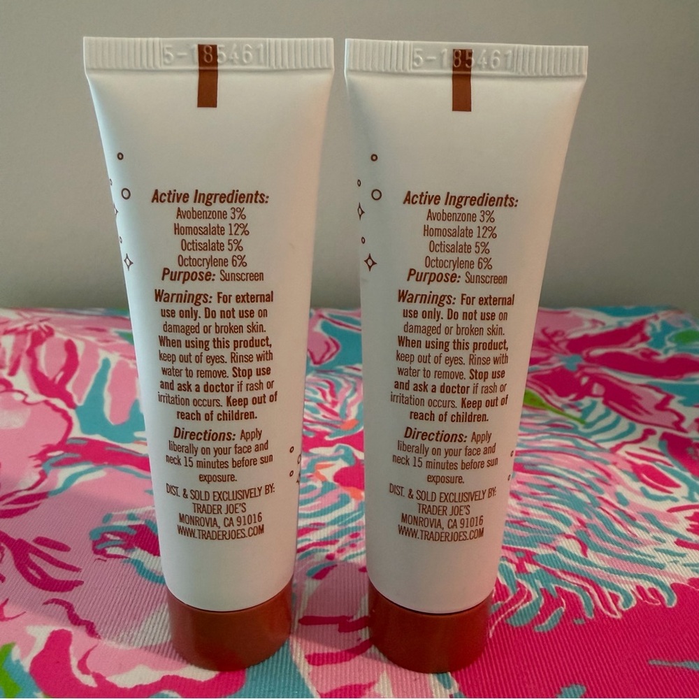 NEW, SEALED Trader Joe's Illuminating Daily Facial Sunscreen SPF 40 1oz x2 - Picture 3 of 6